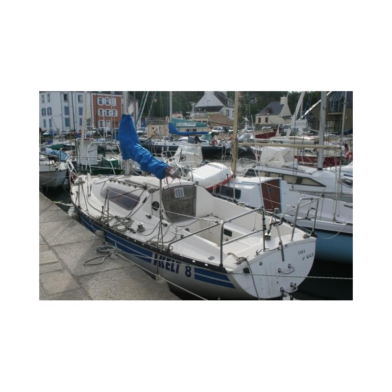 Hublot en plexiglass pour bateau KELT 800