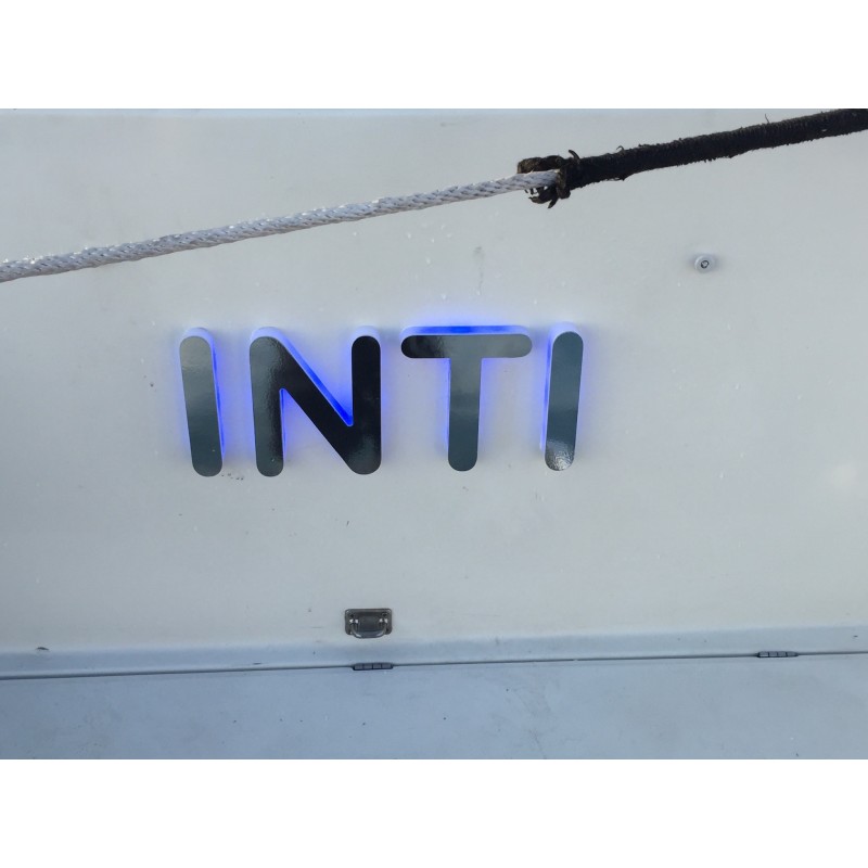 Nom de bateau lumineux à led