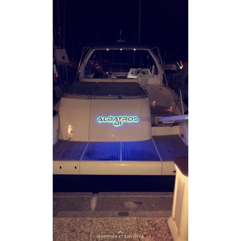 Lettres LED et Inox 316 L poli miroir