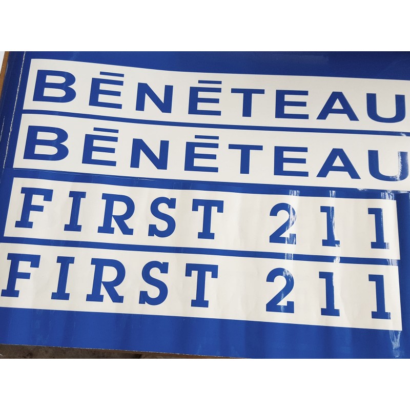 Sticker Bénéteau logo First 211