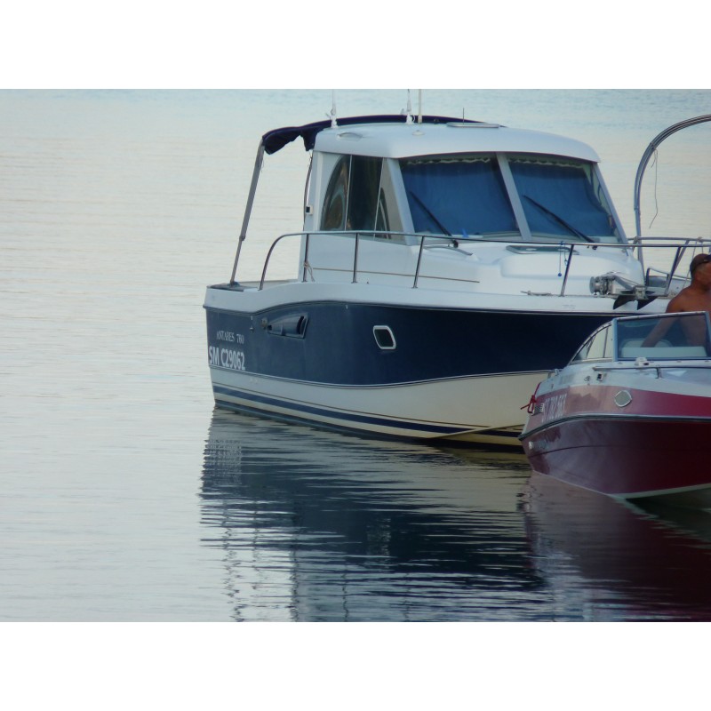 Pare-brise Antares 760 Bénéteau en plexiglass pour bateau