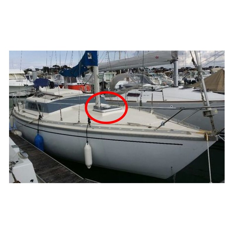 Hublot de pont Sangria NV en plexiglass pour bateau