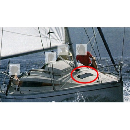Hublot avant First 24 en plexiglass pour bateau