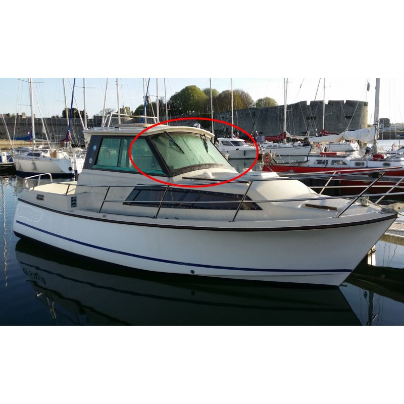 Pare-brise Antares 750 Bénéteau en plaxiglass transparent pour bateau