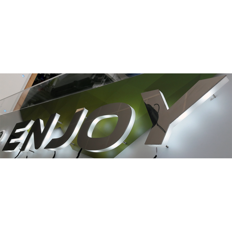 Lettres LED et Inox 316 L poli miroir