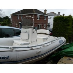 Bombard SB 480 pare brise