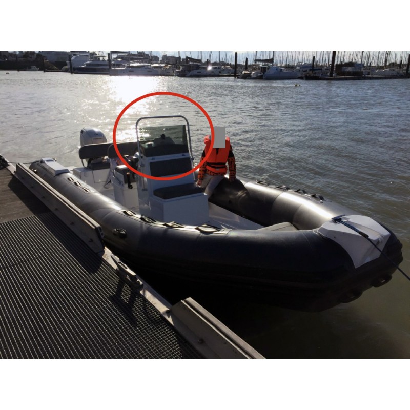 TIGER BOAT 560 pare brise