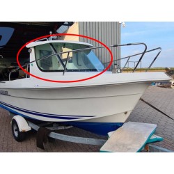 Quicksilver 560 helmsman...