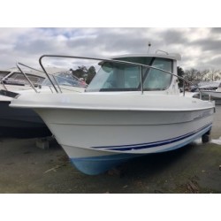 Quicksilver 620 helmsman windshield