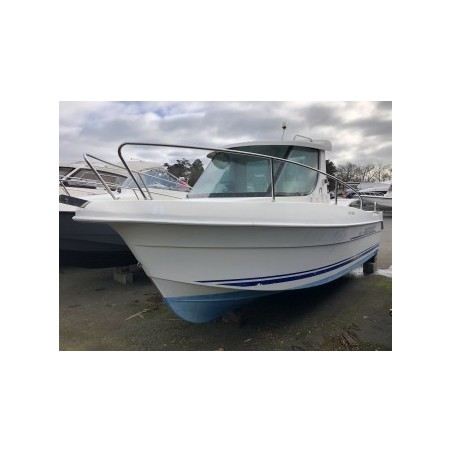 Quicksilver 620 helmsman windshield