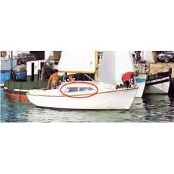 Hublot latéral de Beneteau...