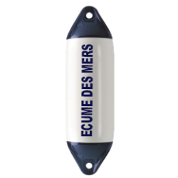 Nom de votre bateau en adhésif sur pare-battage.