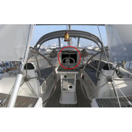 BAVARIA 42 Cruiser Descent Door