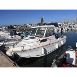 Jeanneau Merry Fisher 580 porthole