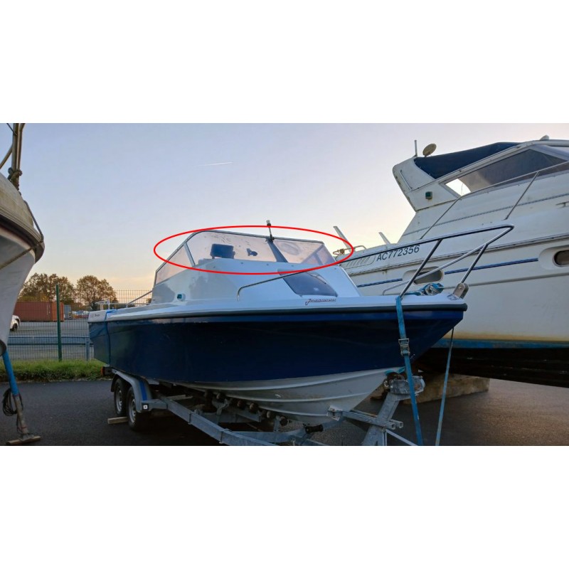 Europa 700 windshield