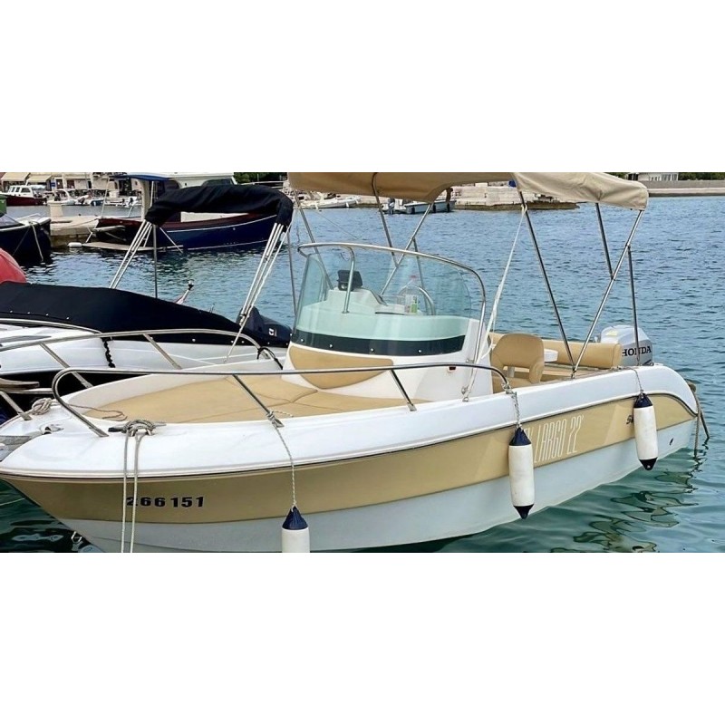 Sessa 22 key largo windshield