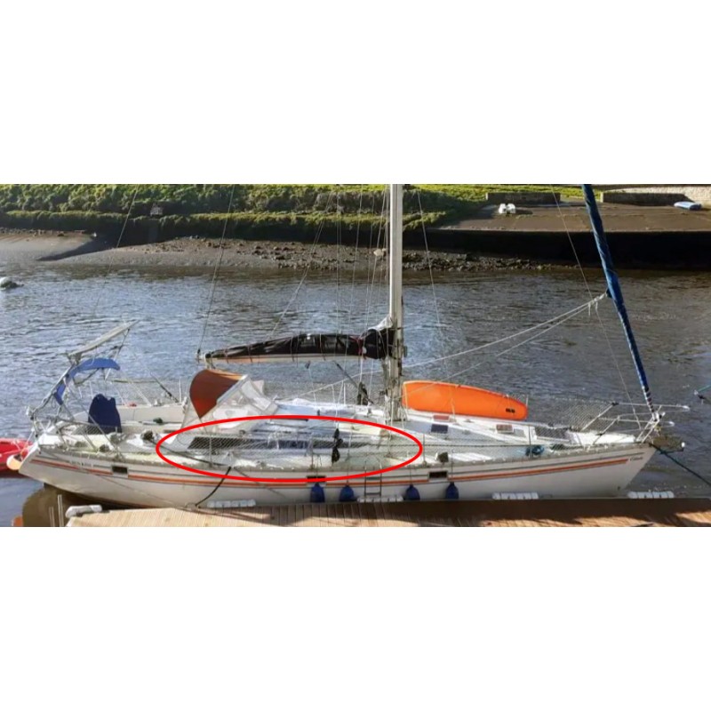 Jeanneau SUN KISS 45 complete roof porthole