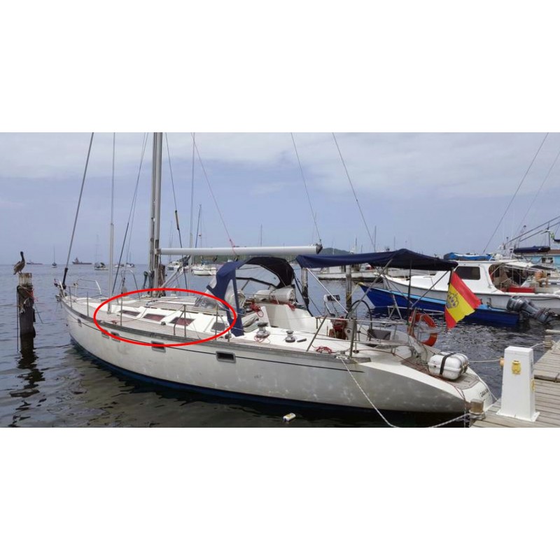 SUN KISS 47 complete roof porthole