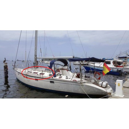SUN KISS 47 complete roof porthole